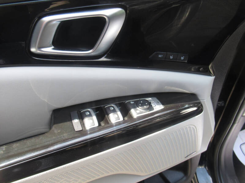 2023 Kia Carnival