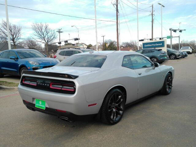 2021 Dodge Challenger