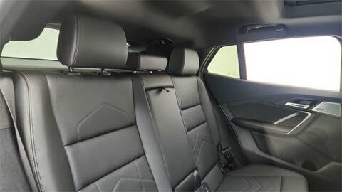 2025 BMW X2 xDrive28i