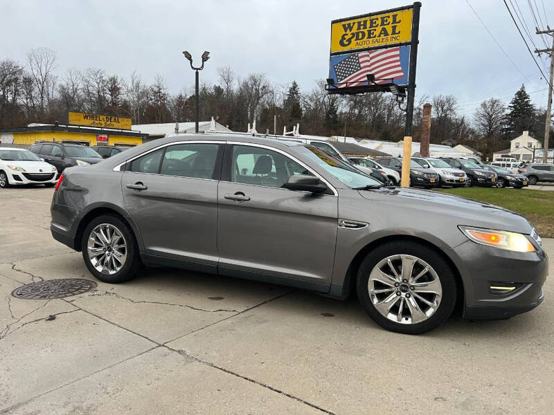 2012 Ford Taurus SEL's photo