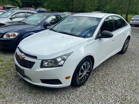 2013 Chevrolet Cruze for sale at LITTLE BIRCH PRE-OWNED AUTO & RV SALES in Little Birch WV