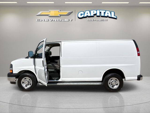2024 Chevrolet Express 2500