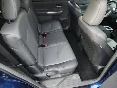 2013 Toyota Prius v Five