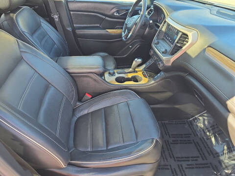 2017 GMC Acadia Denali