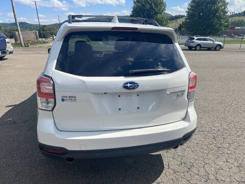 2017 Subaru Forester 2.0XT Touring