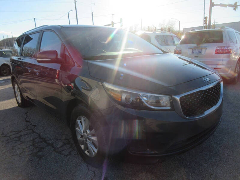 2017 Kia Sedona LX