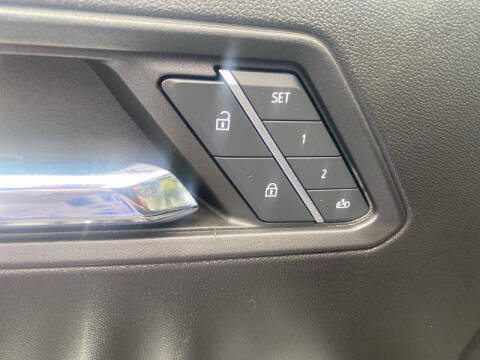 2023 GMC Canyon Denali