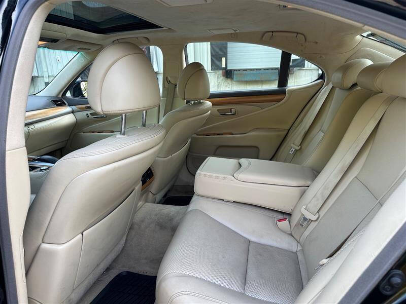 2014 Lexus LS 460