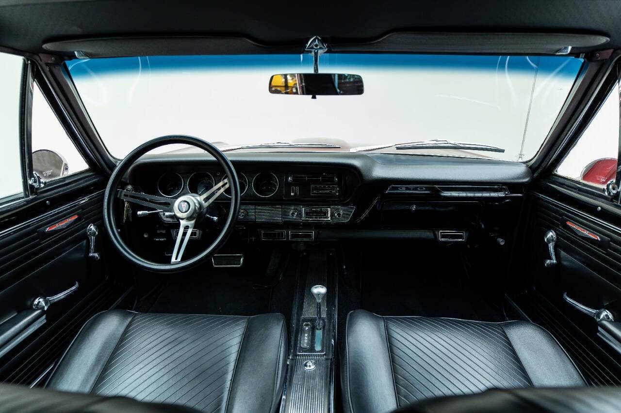 1965 Pontiac GTO 208