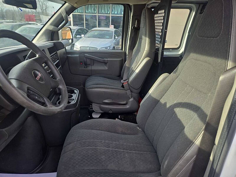 2019 GMC Savana 2500