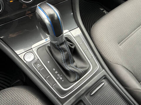 2019 Volkswagen e-Golf SE