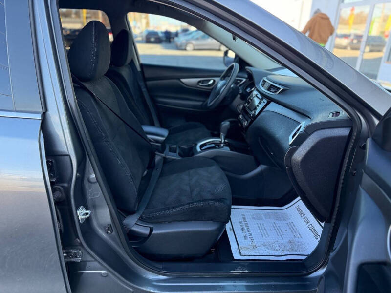 2015 Nissan Rogue SV