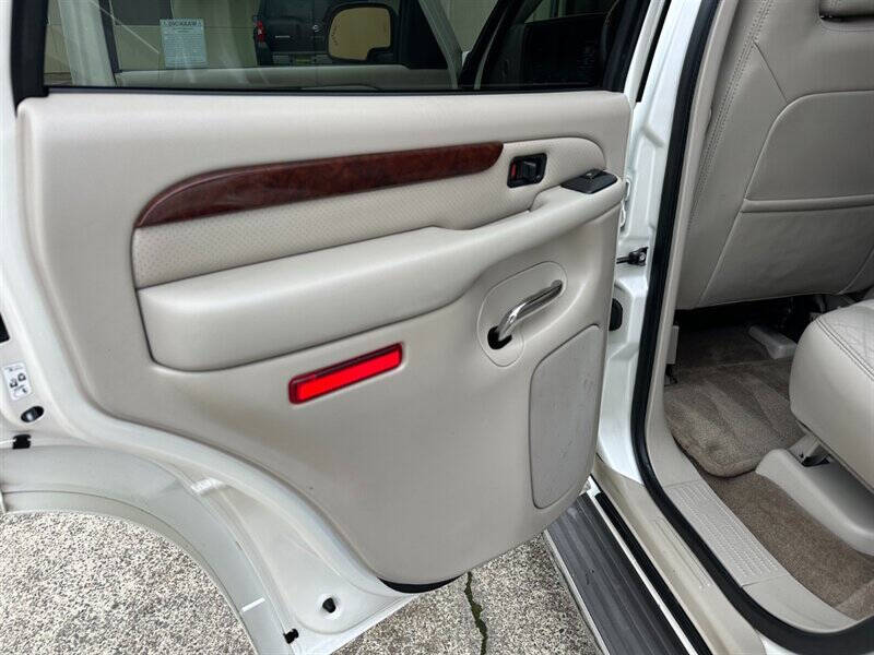 2005 Cadillac Escalade