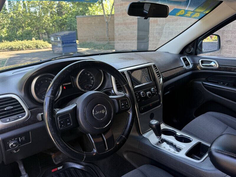 2012 Jeep Grand Cherokee Laredo
