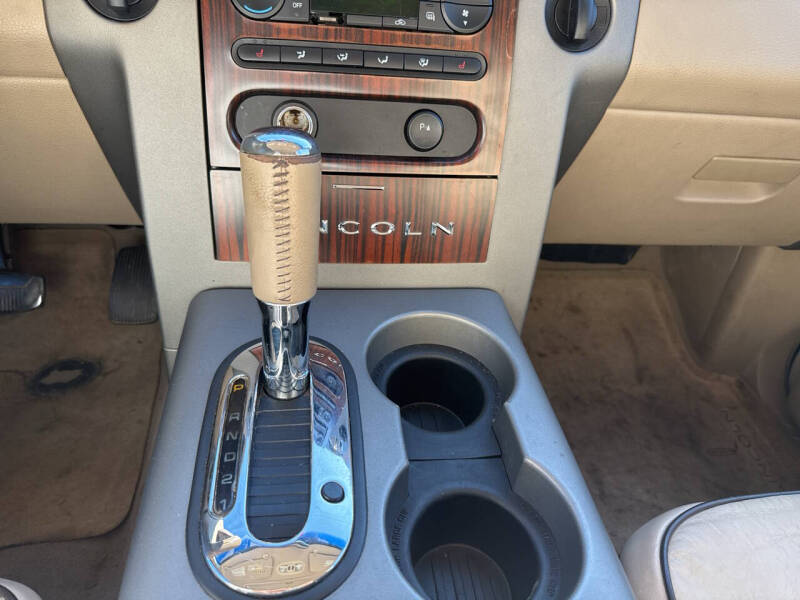 2006 Lincoln Mark LT