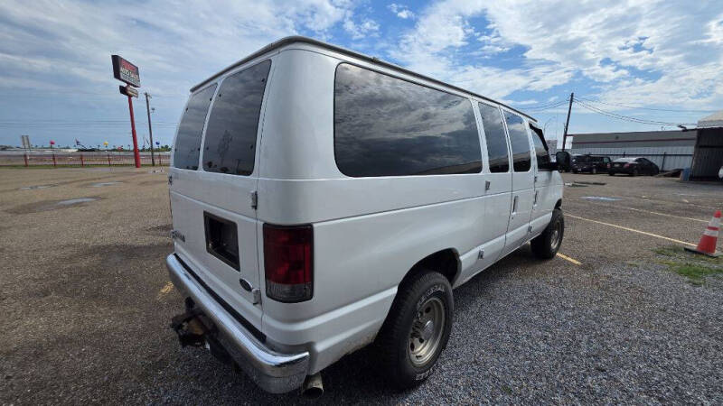 2006 Ford E-Series