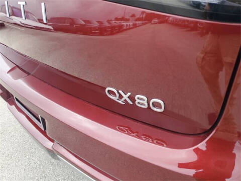 2025 Infiniti QX80 Luxe