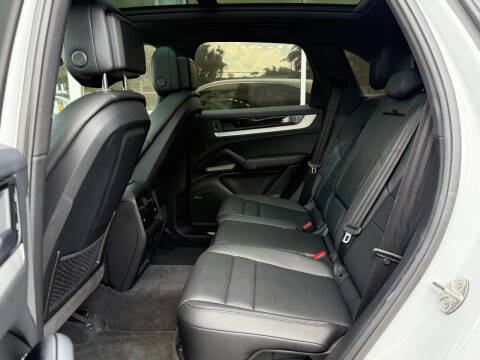 2024 Porsche Cayenne