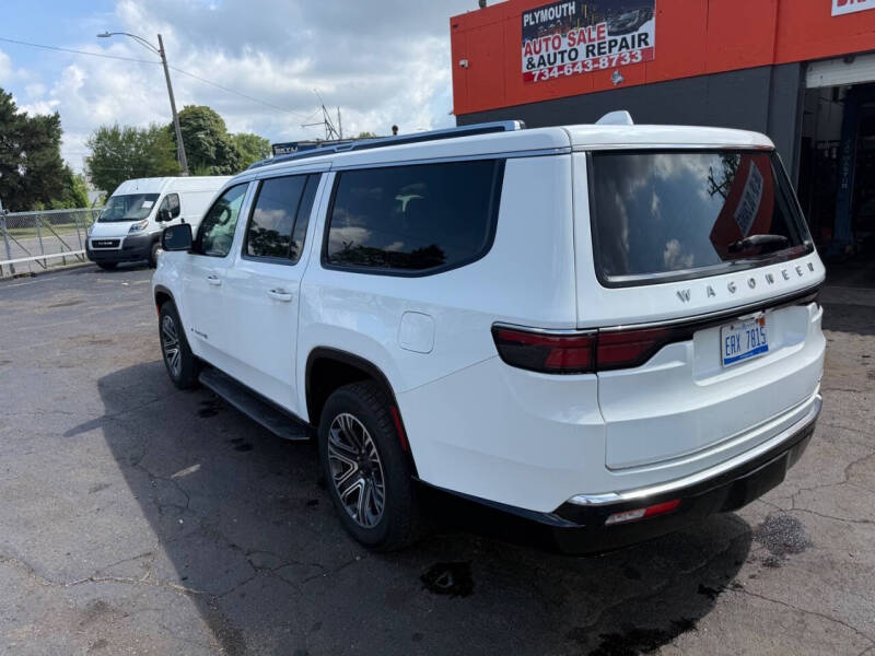 2023 Jeep Wagoneer L Carbide