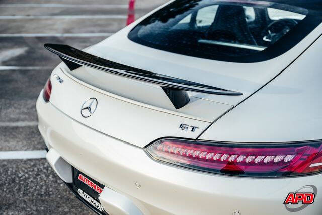 2017 Mercedes-Benz AMG GT