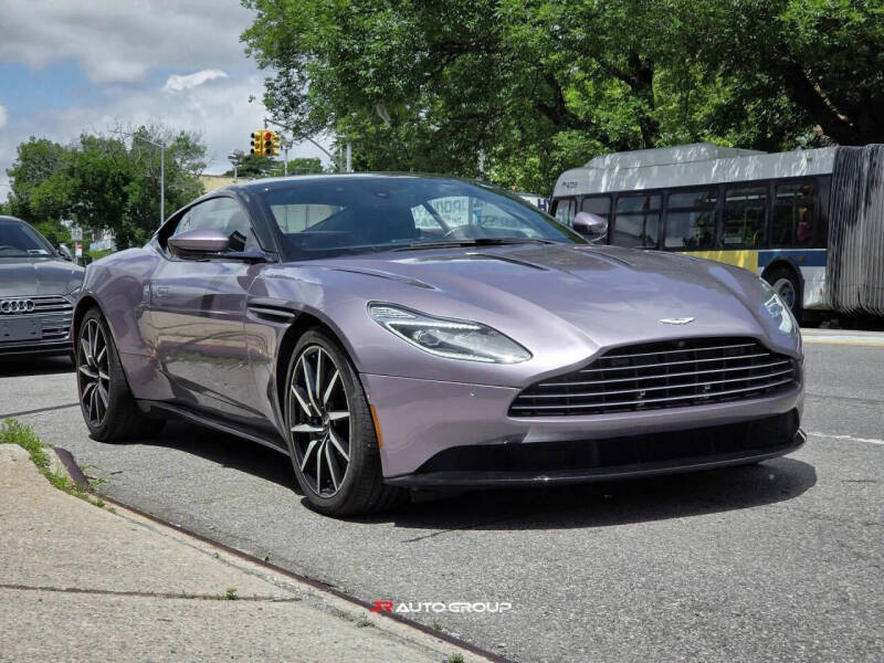 2017 Aston Martin DB11