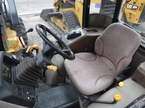 2012 John Deere 5083 EN