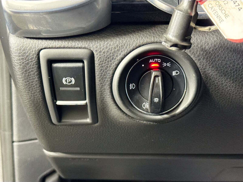 2012 Porsche Cayenne Tiptronic