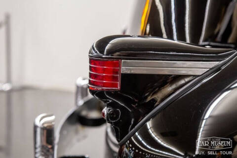 1937 Cadillac Series 85