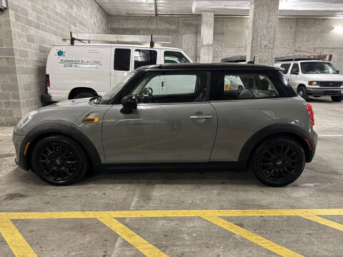 2016 MINI Hardtop 2 Door Cooper