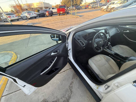 2018 Ford Focus Titanium