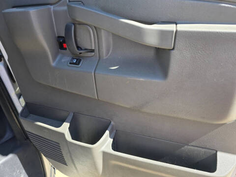 2016 Chevrolet Express 2500
