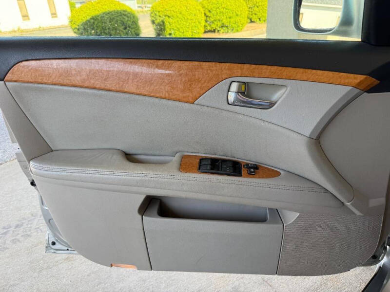 2007 Toyota Avalon XLS