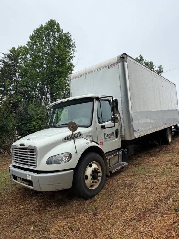 2015 Freightliner M2 106