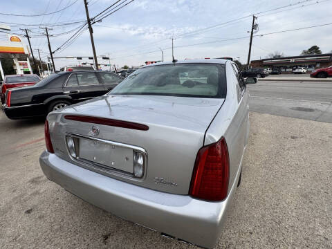 2005 Cadillac DeVille
