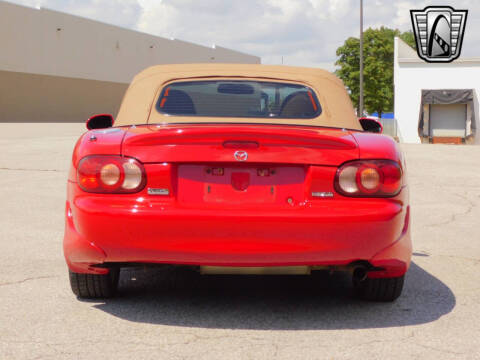 2002 Mazda MX-5 Miata LS