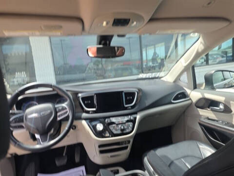 2018 Chrysler Pacifica Touring L