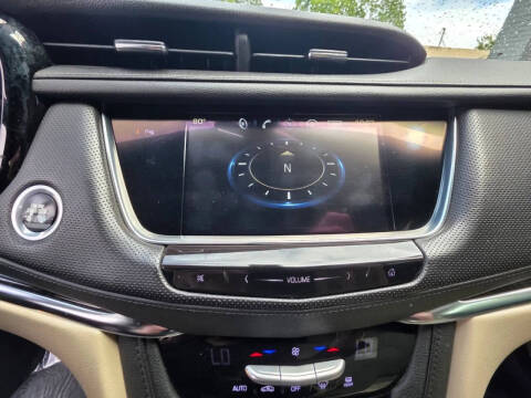 2017 Cadillac XT5