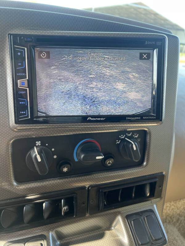 2017 Winnebago Vista 29VE