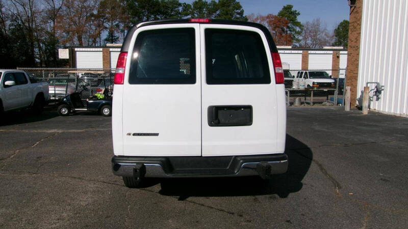 2024 Chevrolet Express 2500