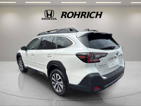 2025 Subaru Outback Premium