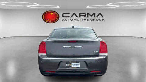 2015 Chrysler 300 Limited