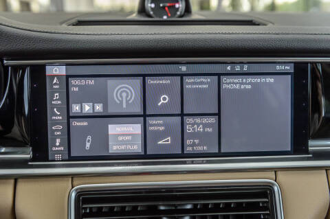 2018 Porsche Panamera 4