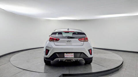 2019 Hyundai Veloster