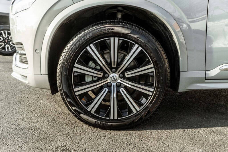 2025 Volvo XC90 B6 Plus Bright Theme 7P