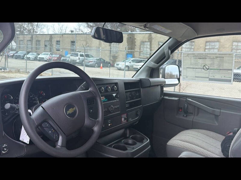 2026 Chevrolet Express 2500