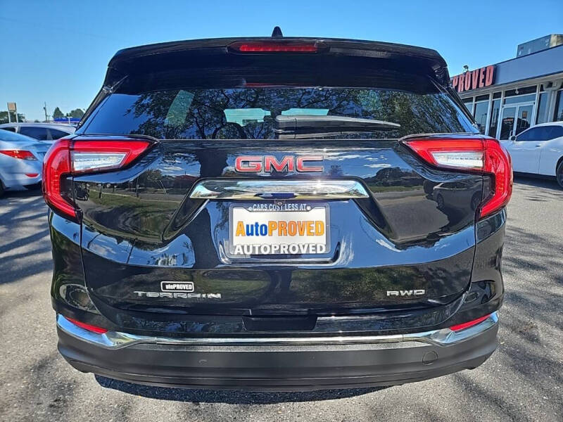 2022 GMC Terrain SLT