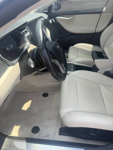 2017 Tesla Model S 75D
