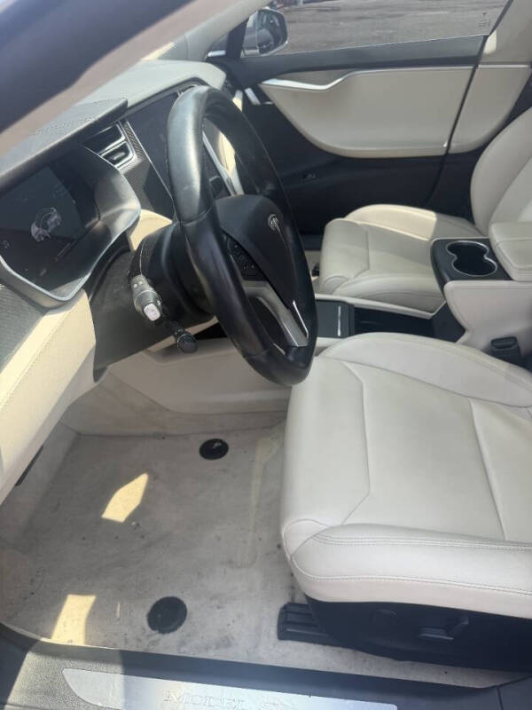 2017 Tesla Model S 75D