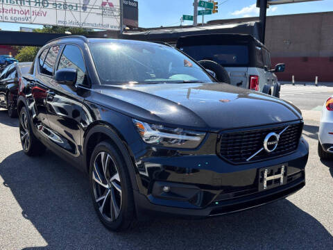 2021 Volvo XC40 T5 R-Design