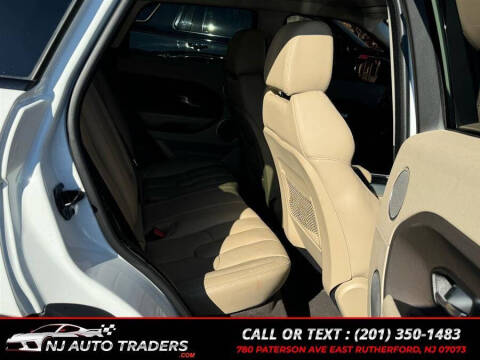 2015 Land Rover Range Rover Evoque Pure Premium